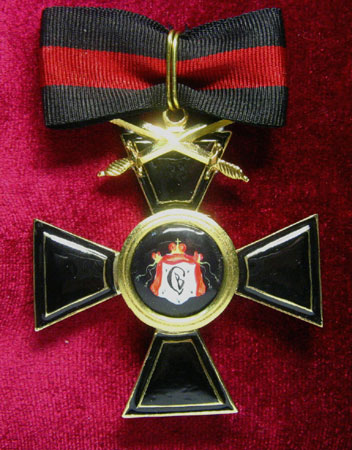 Крест ордена Святого Владимира 1 ст. (с верхними мечами,чёрной эмали)