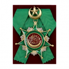 Знак Ордена Османие (Турция)